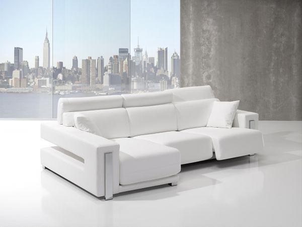 sofá de cuero blanco
